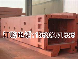 立柱铸件